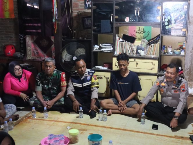 
					Remaja Terlibat Kasus Pencurian Pisang Diberi Kesempatan Lanjutkan Pendidikan