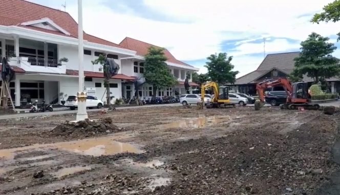 
					Pendopo Kabupaten Pati Tampil Baru, Lahan Parkir Lebih Luas