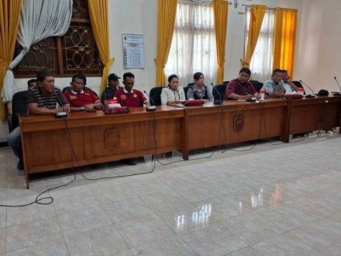 
					Penghuni Ruko di Desa Semampir Datangi DPRD Pati, Protes Pembongkaran Tanpa Pemberitahuan