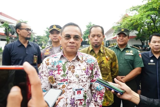 
					Bupati Pati Jelaskan Kredibilitas Lembaga Pelaksana Tes SKD RSUD RAA Soewondo