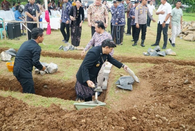 
					Wakil Bupati Pati: Gereja Harus Jadi Pusat Ibadah dan Pembinaan Karakter