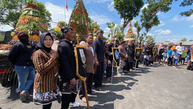 
					6 Dukuh Desa Sukoharjo Guyub Jadi 1 di Kirab Budaya Sedekah Bumi