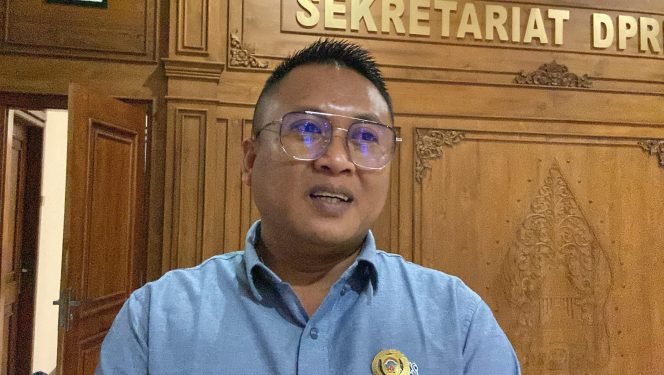 
					Tindak Lanjuti Isu DPRD Sukoharjo, Mukit Fasilitasi Survei Pasar Perikanan