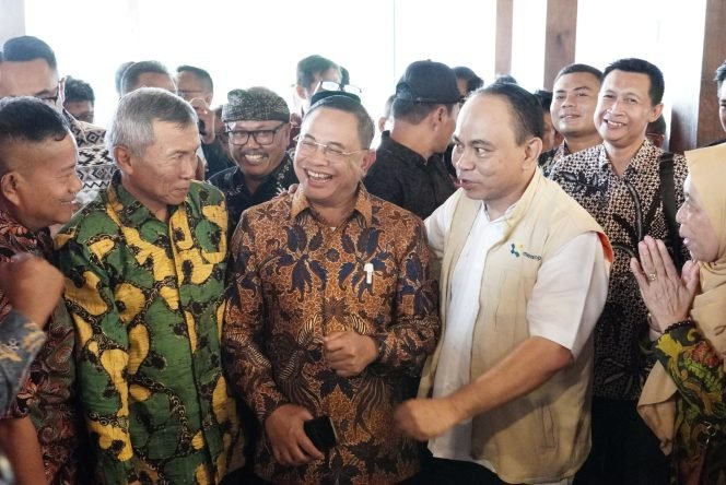 
					Pati Masuk 11 Daerah Terpilih, Bupati Sudewo Tunjukkan Komitmen Bangun Koperasi Desa
