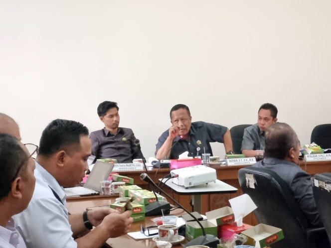 
					Komitmen DPRD Pati Dorong PKL Naik Kelas Lewat Raperda Baru