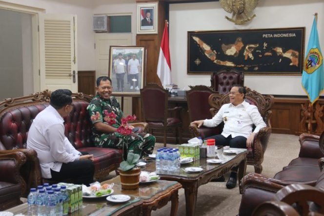 
					Perkuat Sinergi, Dandim 0718/Pati Kunjungi Kantor Bupati Pati
