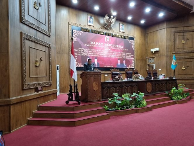 
					DPRD Pati Bahas Jawaban Fraksi atas Raperda Kepariwisataan dan Pelaku Usaha Perikanan