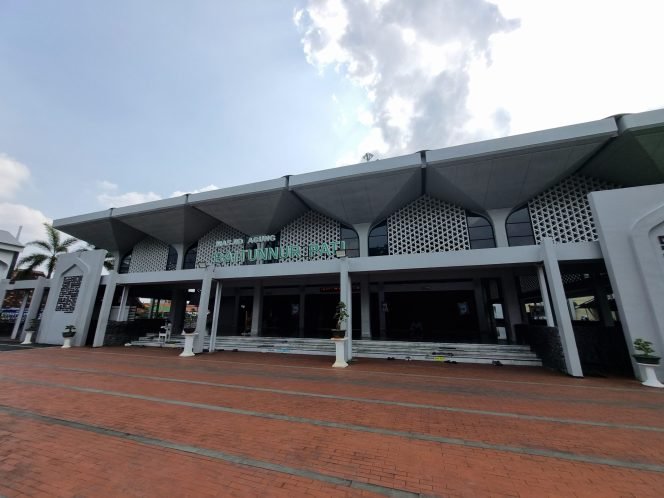 
					Masjid Agung Baitunnur Pati Mulai Direnovasi Agustus 2025, Anggaran Capai Rp15 Miliar