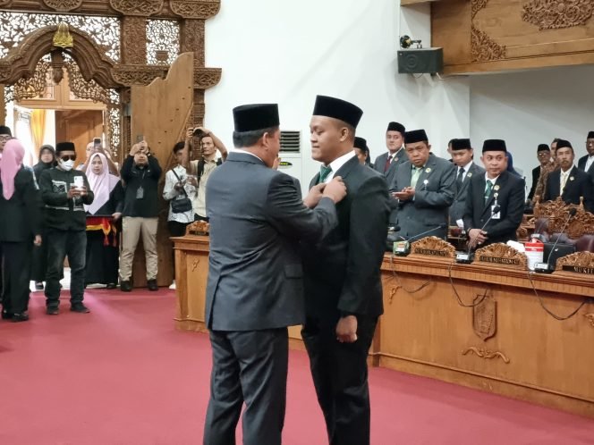 
					Ulin Nuha Resmi Gantikan H. Darbi di DPRD Pati, Siap Lanjutkan Perjuangan Sang Ayah
