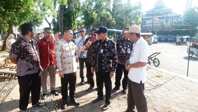 
					Bupati Pati Tinjau Pembangunan Jalan W.R. Supratman, Respons Cepat Atasi Keluhan Warga Juwana