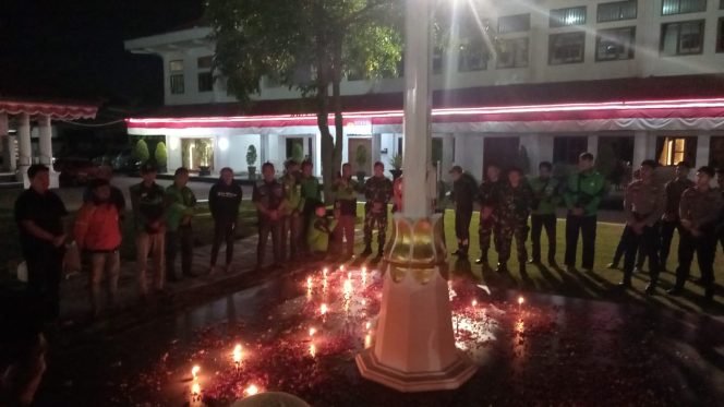 
					Doa Bersama di Pendopo Pati: Mengenang Korban dan Menjaga Kondusivitas Daerah