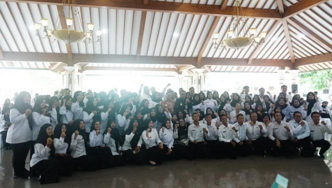 
					Bupati Pati Lantik 1.049 Pegawai, Terdiri dari PPPK dan ASN