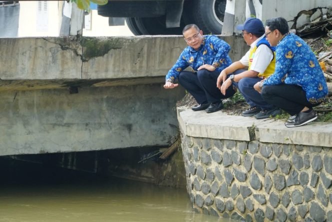 
					Bupati Pati Tinjau Lokasi Banjir Batangan, Dua Jembatan dan Drainase Jadi Penyebab Utama Genangan