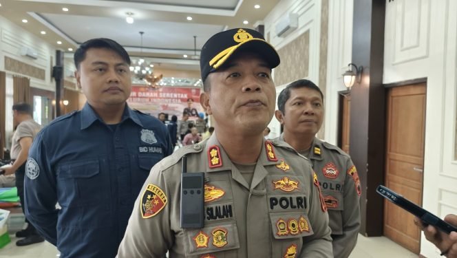 
					Jelang Paripurna, Waka Polresta Pati: Hormati Keputusan, Jangan Terprovokasi!