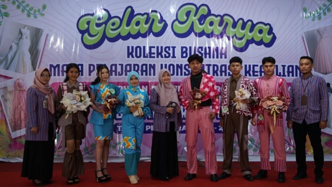 
					SEBANYAK 137 KARYA BUSANA DITAMPILKAN DALAM GELAR KARYA SMK N 3 PATI