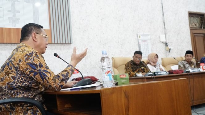 
					Pansus Hak Angket DPRD Pati Klarifikasi Kebijakan Bupati Sudewo