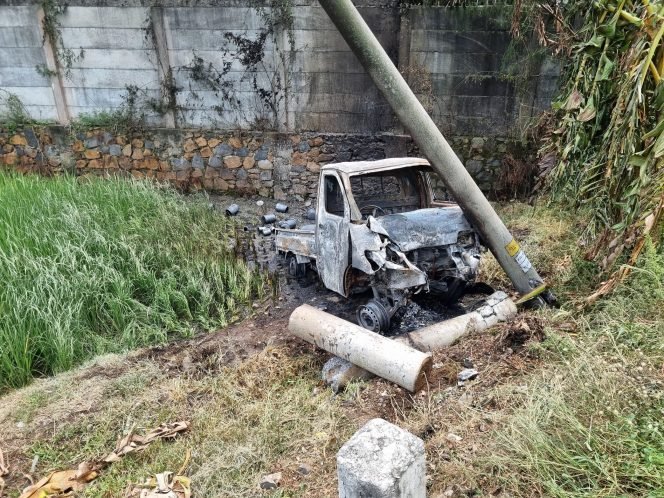 
					Tragedi Mobil Pickup Pembawa Tiner Terbakar di Jalur Lingkar Selatan Pati