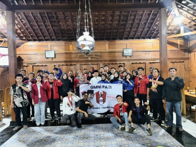 
					DPC GMNI Pati Sukses Gelar Bagi Takjil dan Sarasehan Lintas Kampus, Hadirkan Tokoh Alumni
