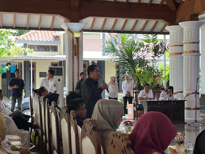 
					Sutrisno Soroti Pentingnya Sistem Transparan dalam Penyerapan Aspirasi Reses