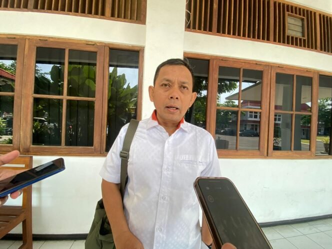 
					Ketua Komisi A DPRD Pati Soroti Penggunaan Mobil Dinas Setwan yang Viral