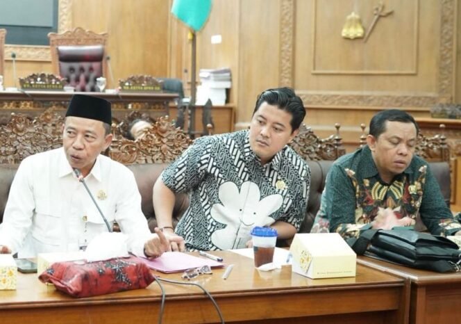 
					DPRD Soroti Kekhawatiran Orang Tua Pasca Ambruknya SD Mencon