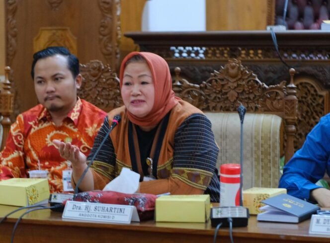 
					DPRD Pati Tekankan Keseimbangan Ekonomi dan Ketertiban dalam Perda Pariwisata