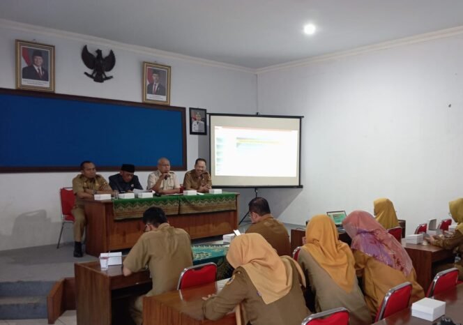 
					Hardi Paparkan Tiga Fungsi DPRD dalam FGD Perencanaan