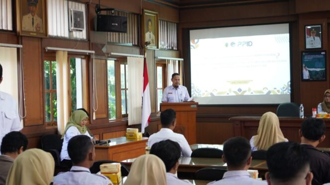 
					Diskominfo Pati Tingkatkan Kualitas Layanan Informasi Publik Lewat Pelatihan Teknis PPID