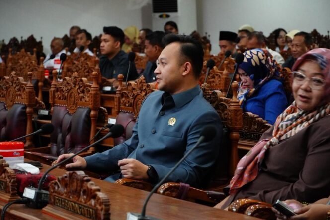 
					Burhan Soroti Tingginya Stunting, Dorong Optimalisasi Peran Tenaga Kesehatan Desa