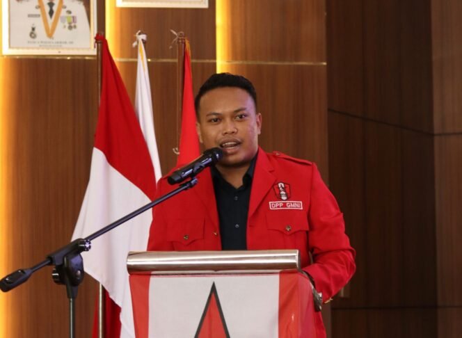 
					Dukung Krakatau Steel, GMNI Minta Pemerintah Lindungi Industri Baja Nasional