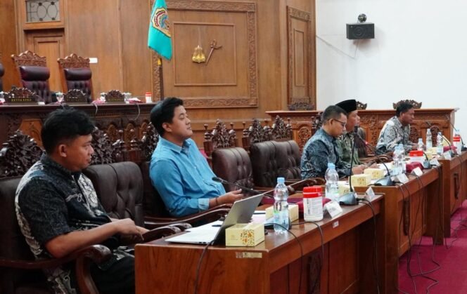 
					Danu Ikhsan Sebut Pembahasan Raperda Bantuan Hukum Masih Dinamis