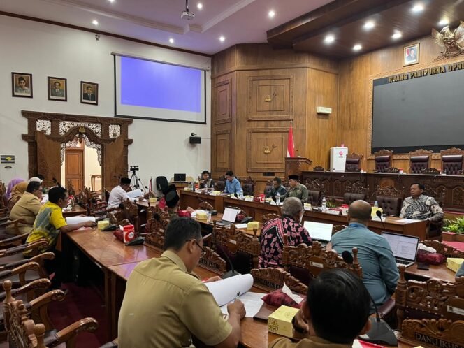 
					Suharmanto Sebut Perda Bantuan Hukum Jadi Payung Perlindungan Warga Rentan