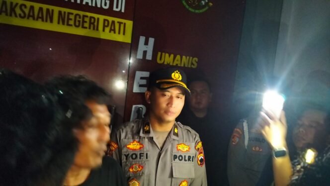 
					Larangan Dokumentasi Saat Audiensi Picu Pertanyaan soal Keterbukaan Informasi