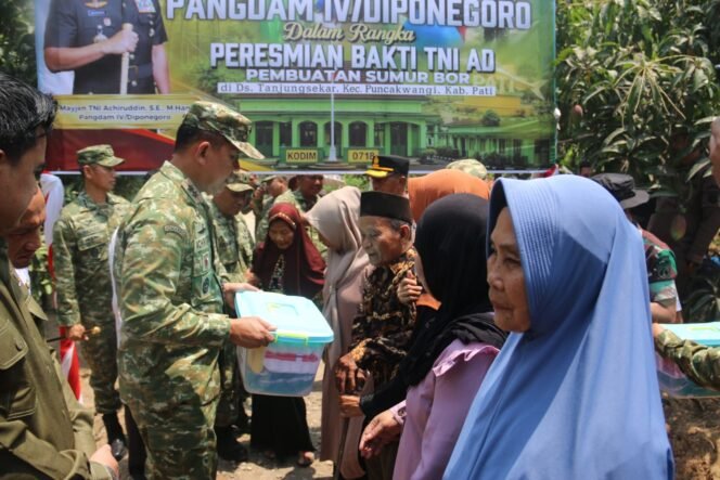 
					Legislator Muda Jaza Khoerul Sofyan Bawa Aspirasi Warga Pucakwangi ke Perhatian DPRD
