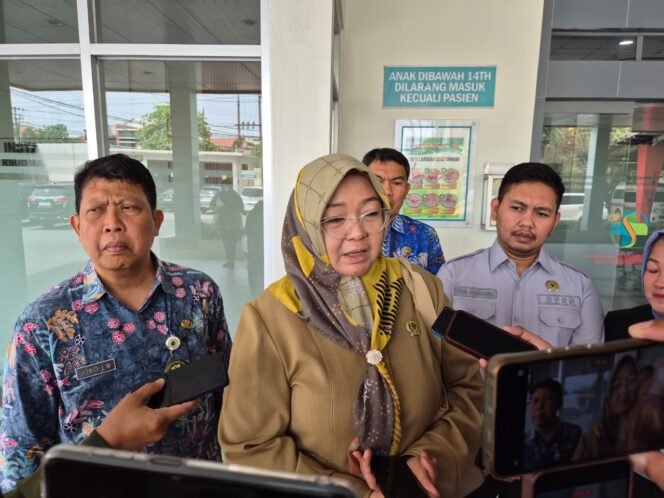 
					Komisi D DPRD Pati Pantau 24 Siswa Dugaan Keracunan MBG yang Masih Dirawat